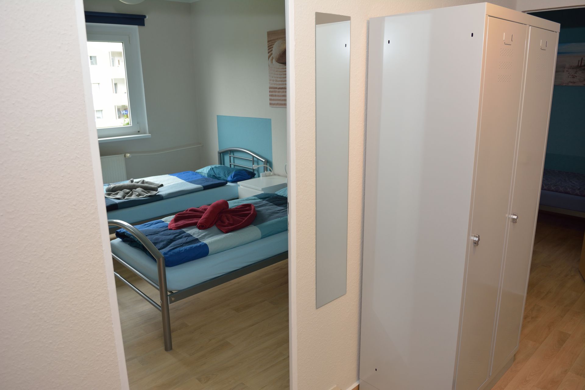 Blick ins erste Schlafzimmer